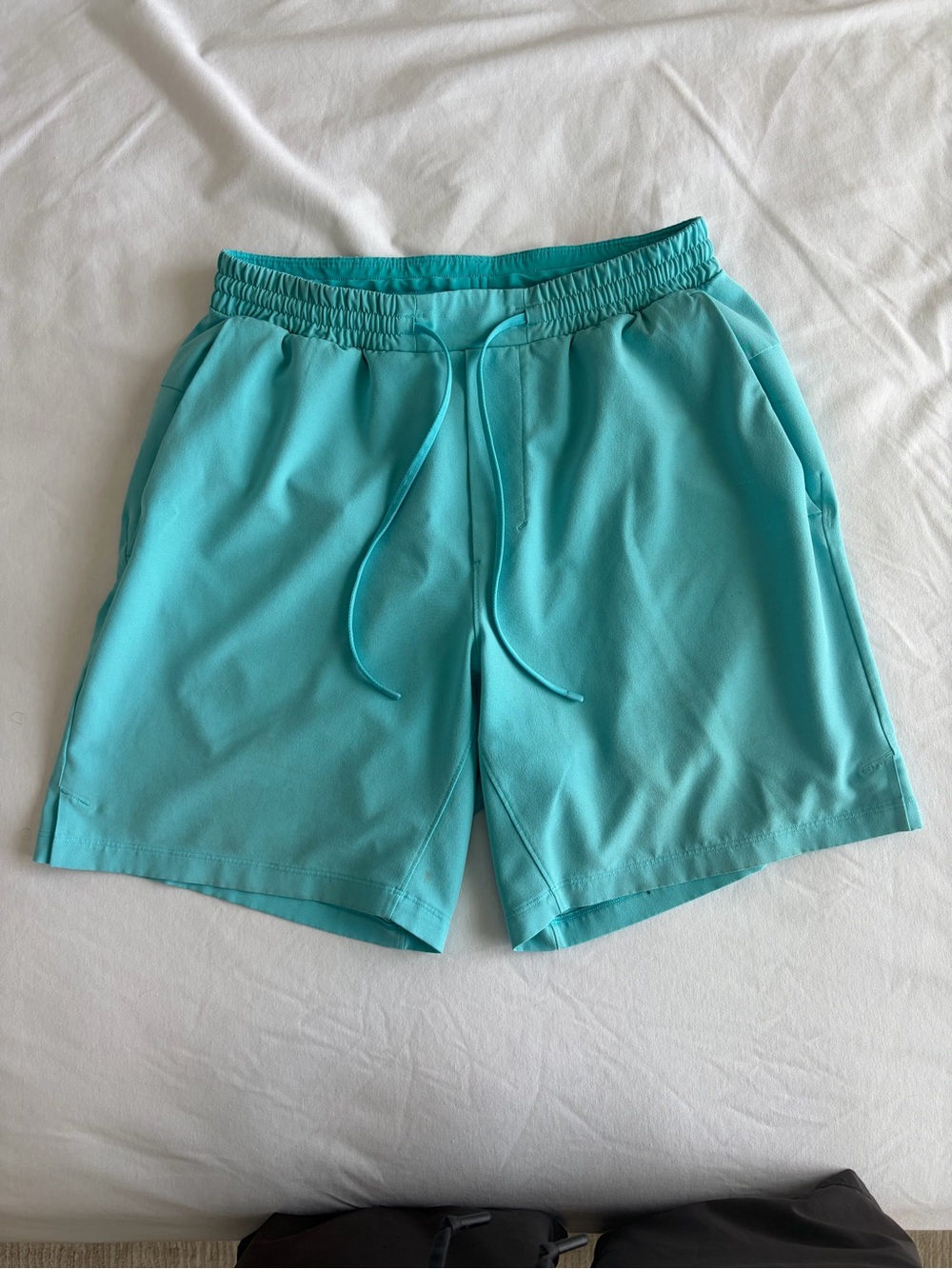 Lululemon unlined gym shorts/bathing suit 7 inch men’s medium